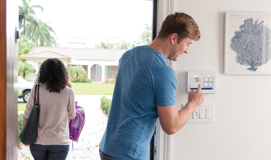 Reasons to get a monitored alarm system in College Station